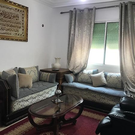 Appartement Familial Proche Aeroport Bab Andalous Tanger Exterior foto
