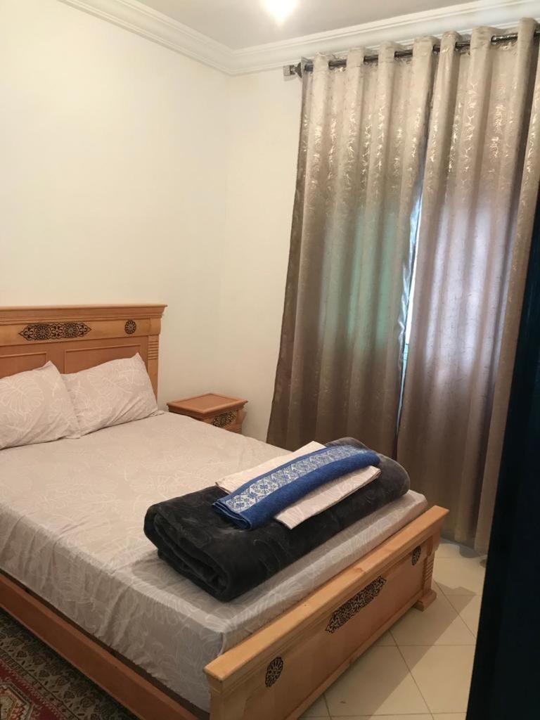 Appartement Familial Proche Aeroport Bab Andalous Tanger Exterior foto