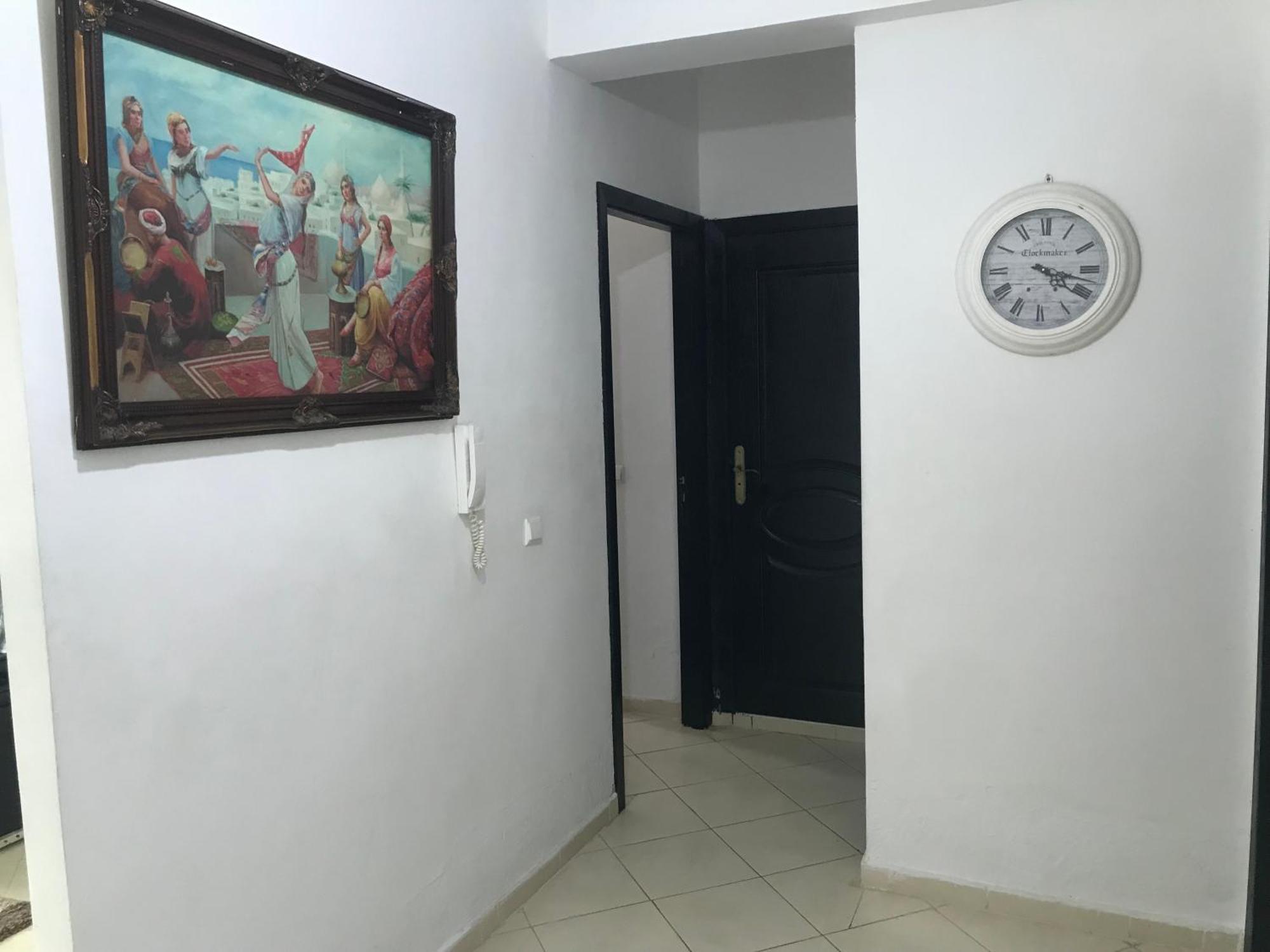 Appartement Familial Proche Aeroport Bab Andalous Tanger Exterior foto